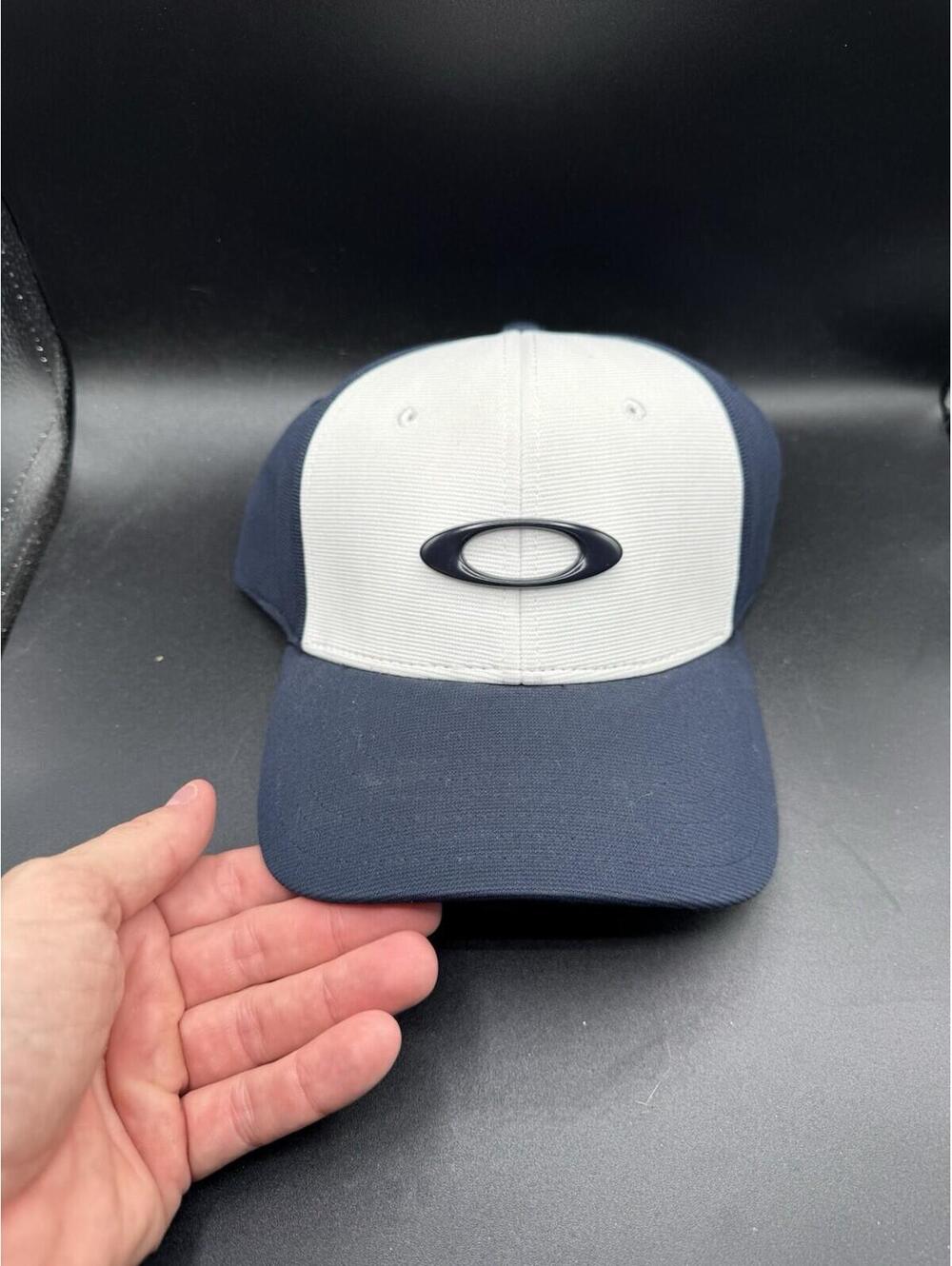 Oakley Tincan Cap Blue/White Size S/M